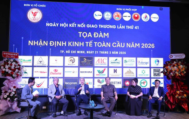 Giám đốc Phân hiệu Trường ĐH Ngoại thương tại TP. HCM chia sẻ nhận định kinh tế tại Ngày hội Kết nối Giao thương lần thứ 41